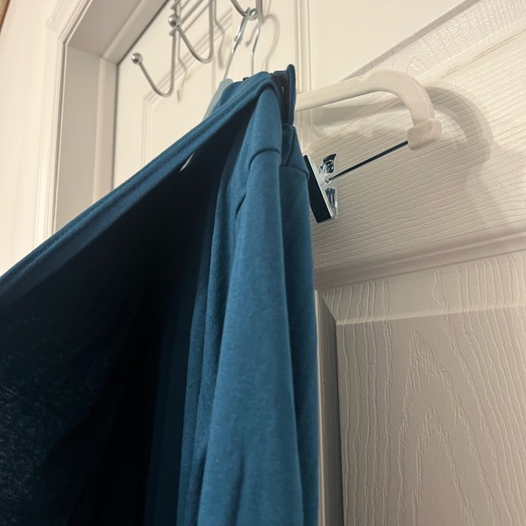 Adaptive Open Back Dress for Women with Disabilities - Picture 4 of 7